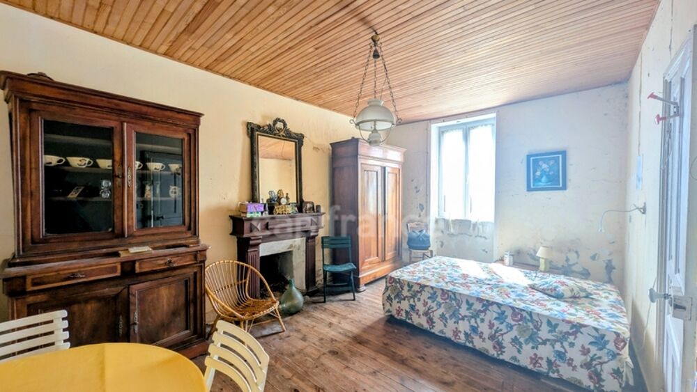 Vente Maison ROSNOEN (29) - Maison 80 m² à rénover - 2 chambres - Terrain 335 m² Rosnoen