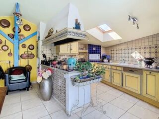  Maison à vendre 8 pièces 223 m²