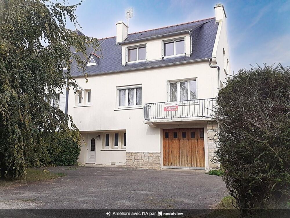Maison mitoyenne T8 de 161 m² avec grand jardin à Crozon (29 160 ) A NE PAS LAISSER PASSER !