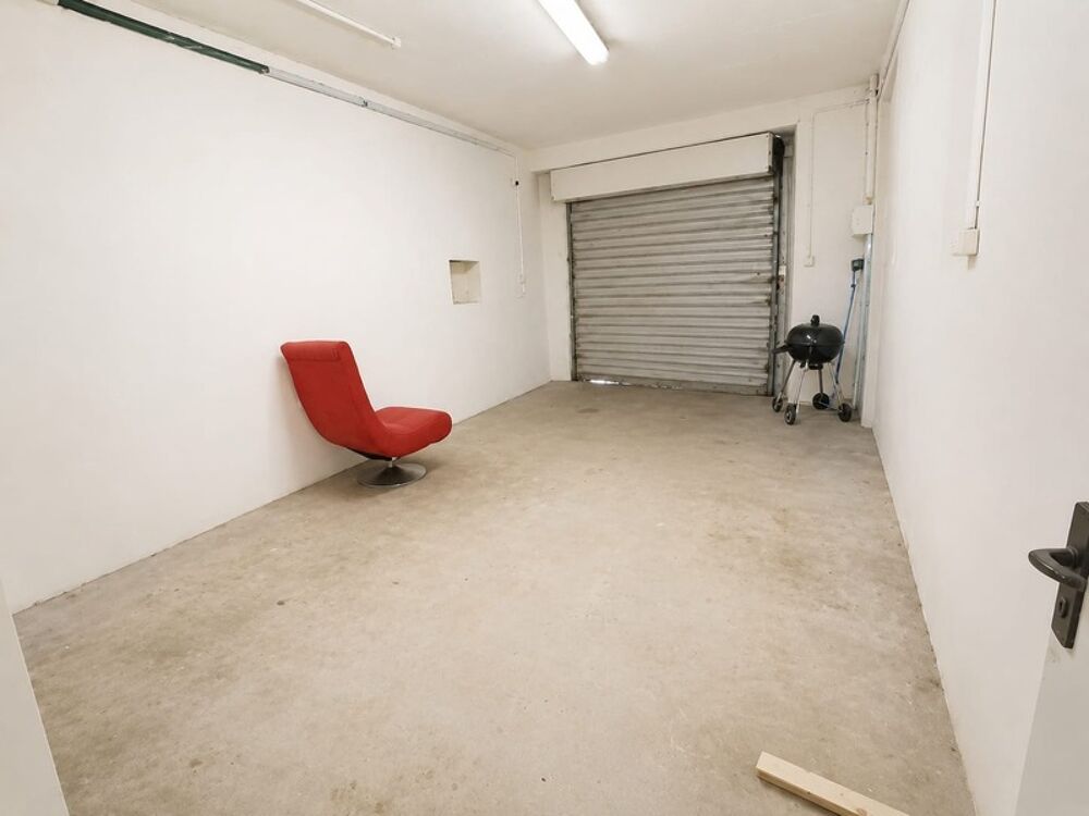 Vente Maison Maison de caractère avec deux appartements indépendants, garages et grand jardin Sarrancolin