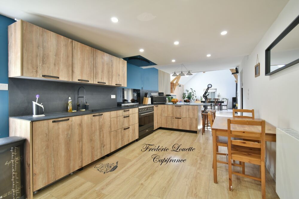 Maison à vendre type longères de 9 pièces 344m² avec terrain, garage