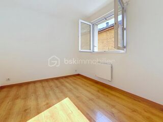  Immeuble à vendre 10 pièces 139 m²