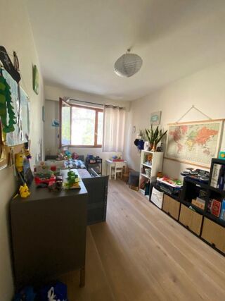  Appartement  vendre 5 pices 83 m