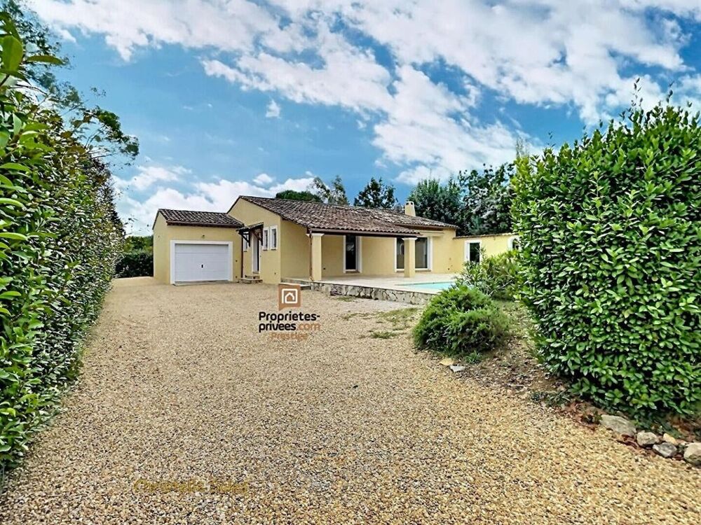 Villa 4 pièce(s) de plain-pied 135 m2 AVEC GARAGE ET PISCINE