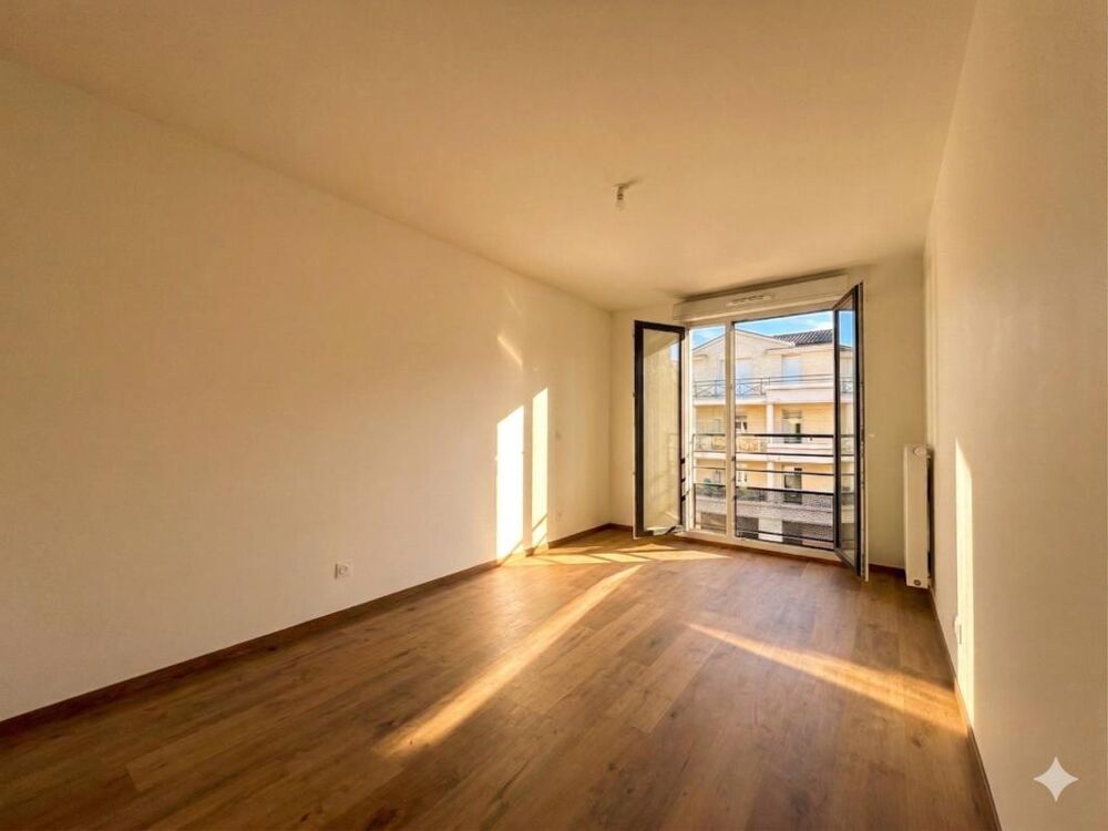 Vente Appartement LIVRÉ 3 PIÈCES AVEC TERRASSE EXPOSÉ SUD ET PARKING FRAIS DE NOTAIRE OFFERTS Neuilly plaisance