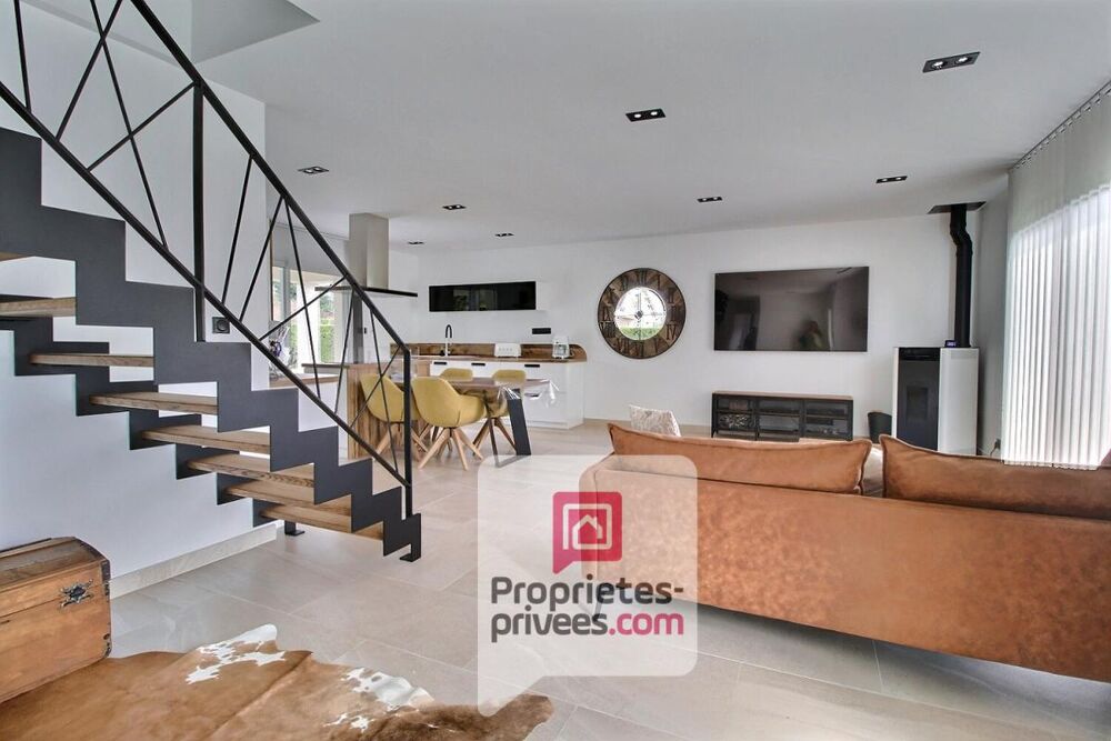 Vente Maison 12 mn Gare de MONTARGIS - A VENDRE MAISON CONTEMPORAINE RECENTE 5 PIECES, 4 CHAMBRES + STUDIO INDEPENDANT, TERRAIN CLOS 3476 m2 Amilly