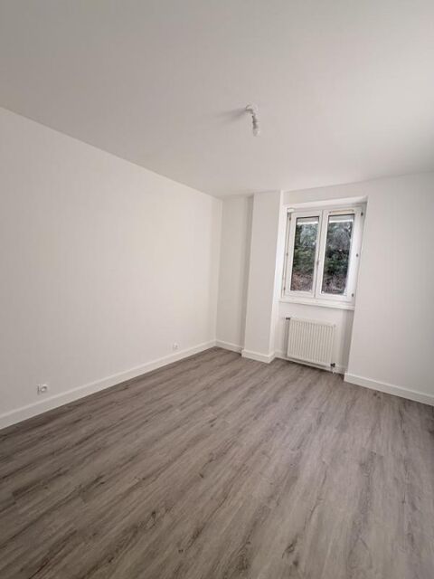  Appartement � louer 3 pi�ces 80 m�