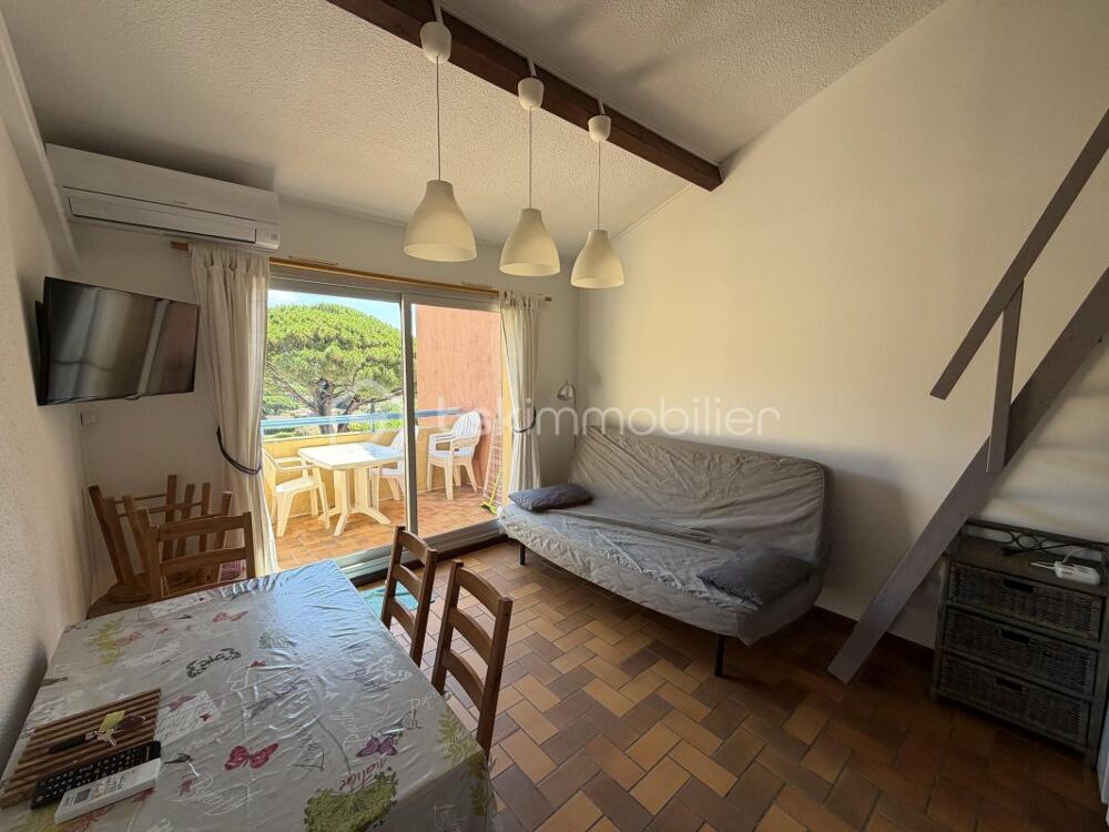 ? Cavalaire-sur-Mer  T2 de 35 m² avec mezzanine en EXCLUSIVITÉ Vue Piscine et aperçu Mer