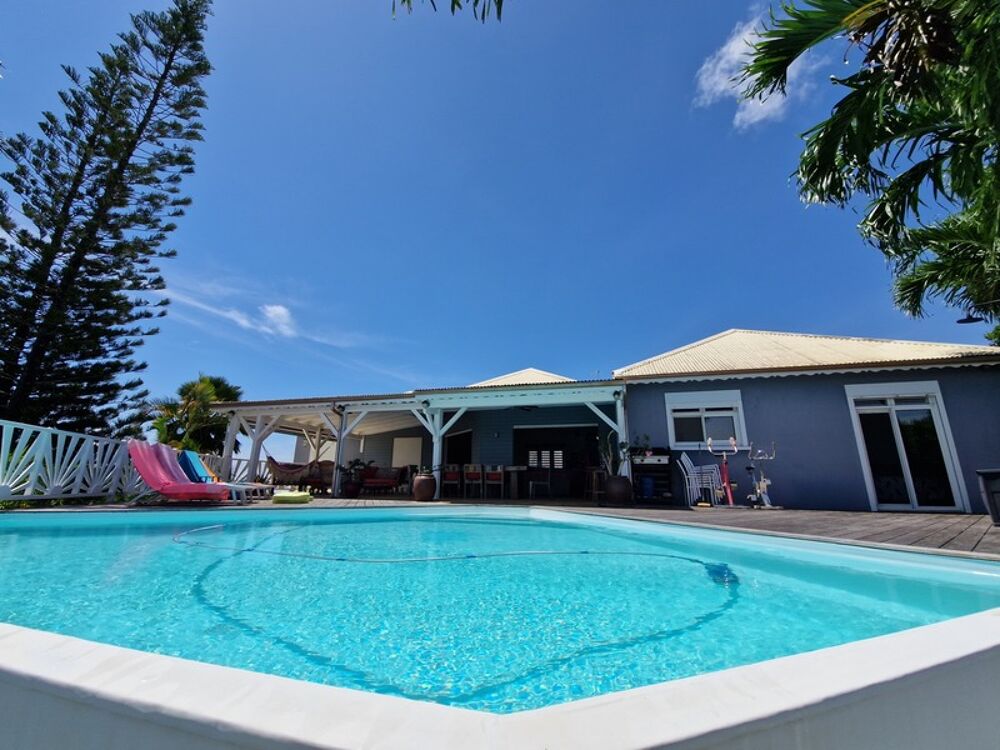 à vendre  Villa Baie-Mahault (97122)