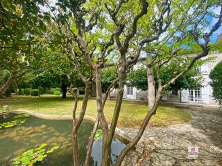  Propri�t�/ch�teau � vendre 13 pi�ces 390 m�