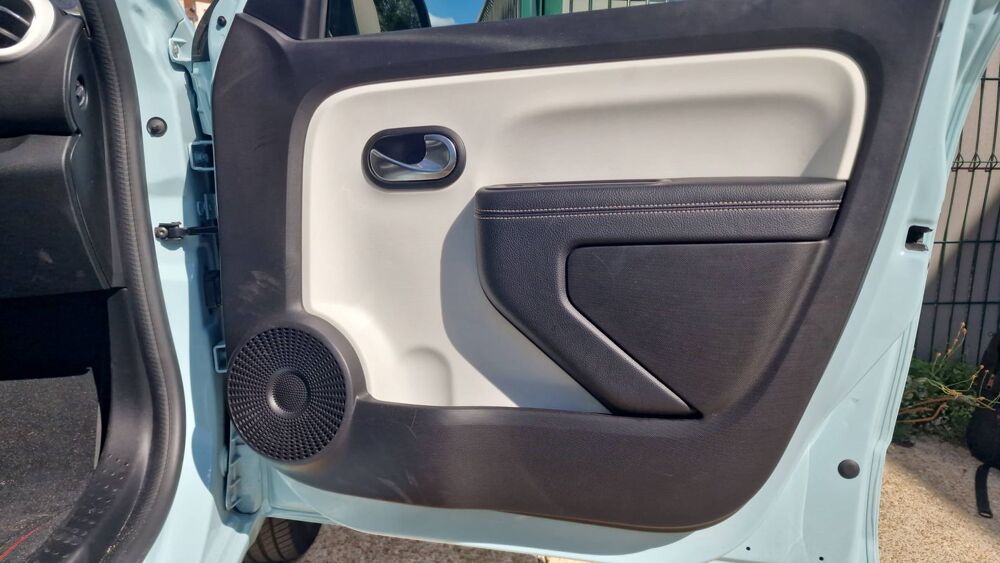 Twingo III 0.9 TCe 95 Intens - Entretien constructeur 2019 occasion 77144 Montevrain