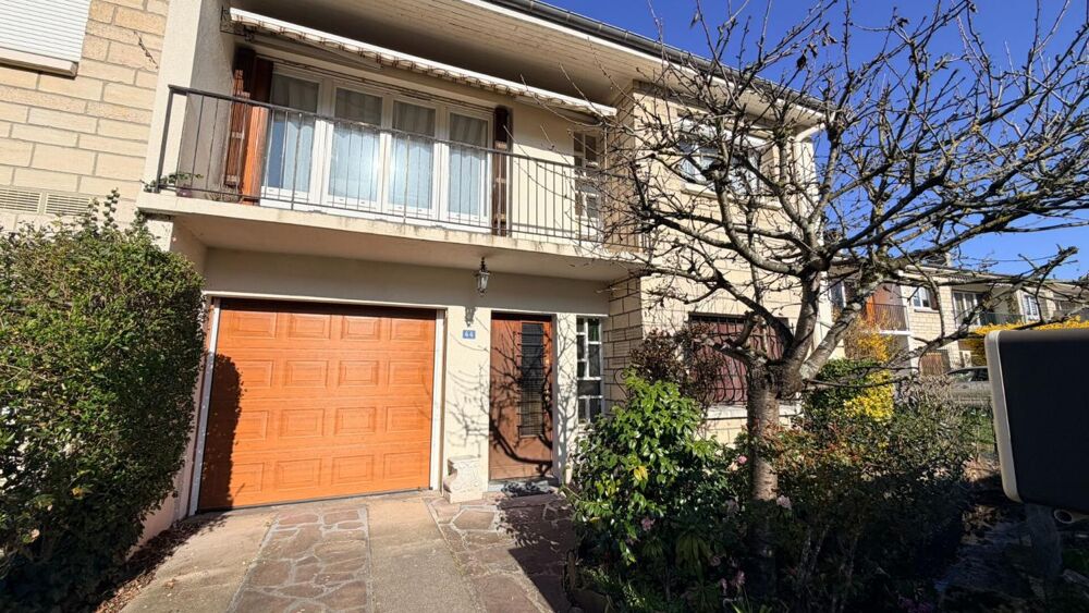 Maison familiale 5 pièces 86 m² , située à Taverny, Quartier Mermoz - Les Ecouardes