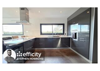  Villa à vendre 5 pièces 243 m²