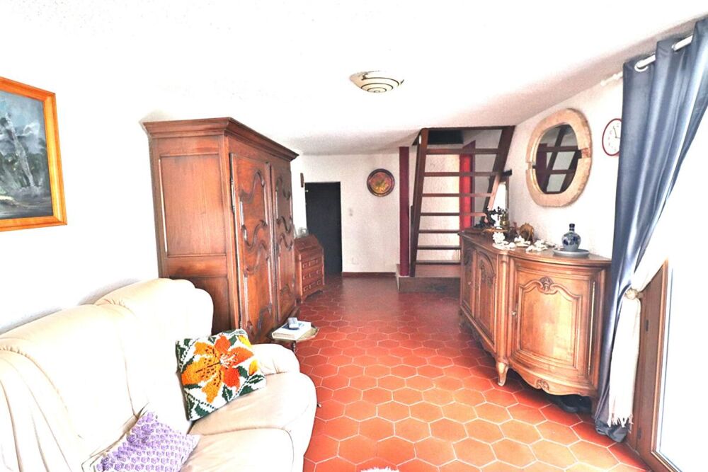 Vente Maison Maison dans le village de Las Illas 4 pièce(s) 110 m2 sur un terrain de 289m² Maureillas las illas