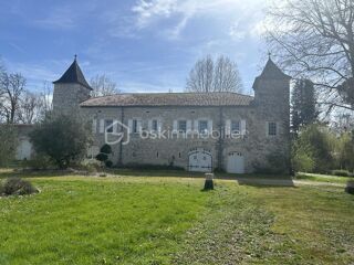  Proprit/chteau  vendre 15 + pices 897 m