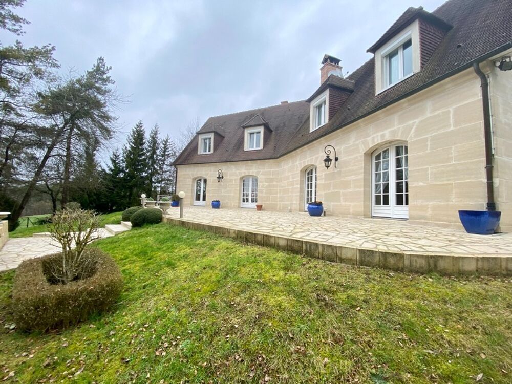 TROISSEREUX maison de 296 m² - Terrain de 6 000 m²