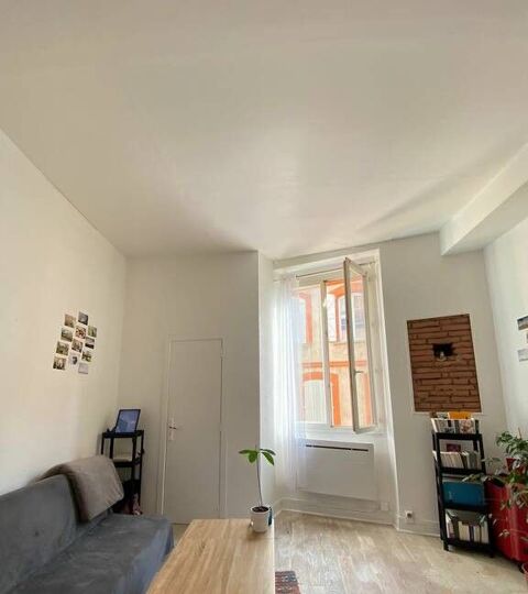  Appartement  louer 1 pice 35 m Toulouse