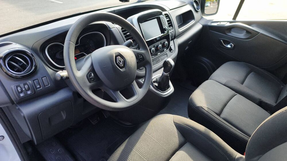 Trafic VU 3 2.0 dCI 145 EDC6 Grand Confort - Automatique 2021 occasion 83000 Toulon