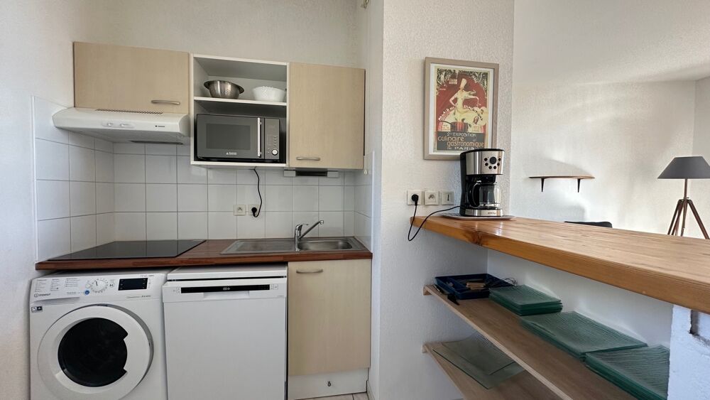 Location Appartement Dpt Dordogne (24), à louer BERGERAC Appartement T3 56 m2, 2 chambres, résidence sécurisée, place de parking privée avec vue sur Bergerac