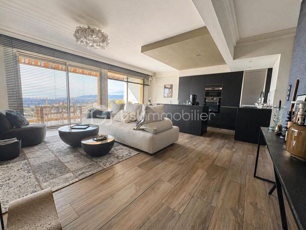 Appartement dexception avec terrasse vue mer et 2 garages