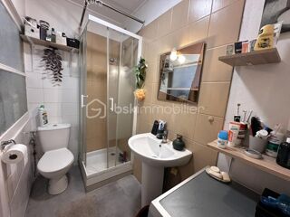  Immeuble � vendre 6 pi�ces 137 m�