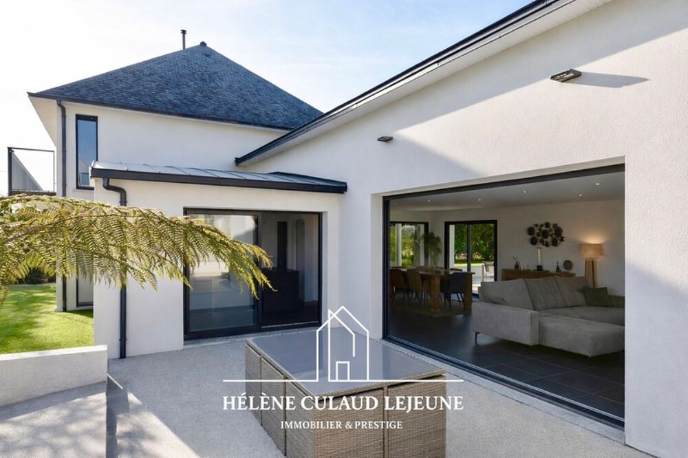MAISON CONTEMPORAINE - 173 m² - KERVIGNAC