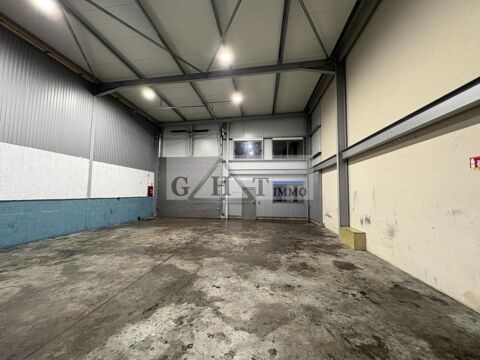 ENTREPOT 270M&sup2; A LOUER SAINTE GENEVIEVE DES BOIS 2799 91700 Sainte genevieve des bois