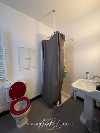  Immeuble � vendre 6 pi�ces 103 m�