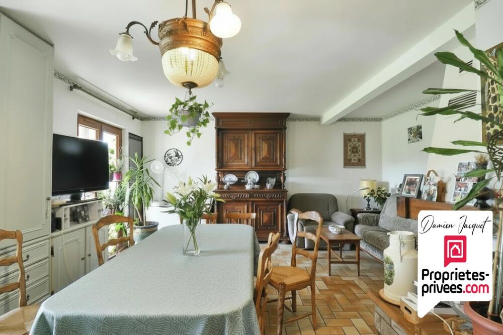 Vente Maison Maison familiale 5 pièces. 118,90 m² habitables. Terrain de 2 566 m² .  Autechaux-Roide Autechaux roide