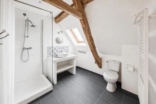  Propriété/château à vendre 5 pièces 150 m²