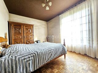  Propri�t�/ch�teau � vendre 7 pi�ces 265 m�