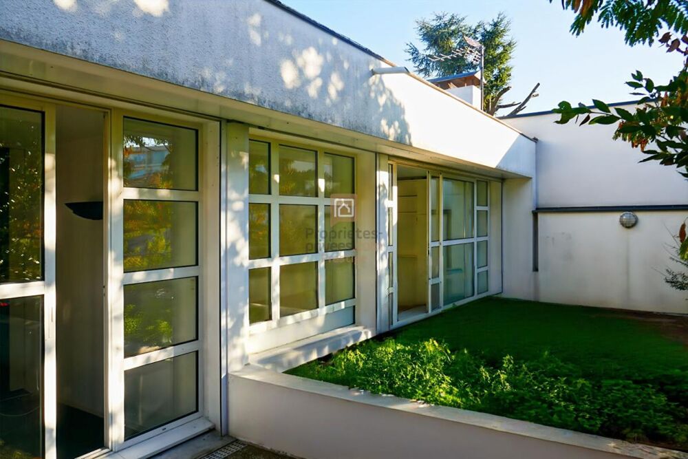 Vente Maison Maison d'architecte trois chambres  avec piscine et jardin Bordeaux