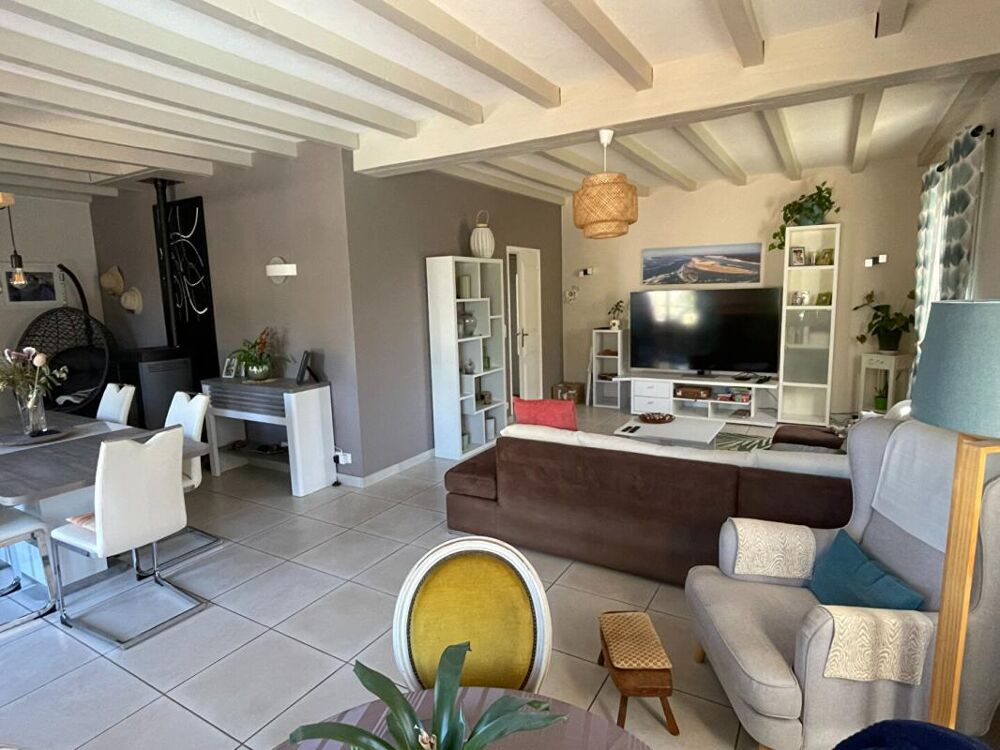 Maison traditionnelle sur 4500m² clos