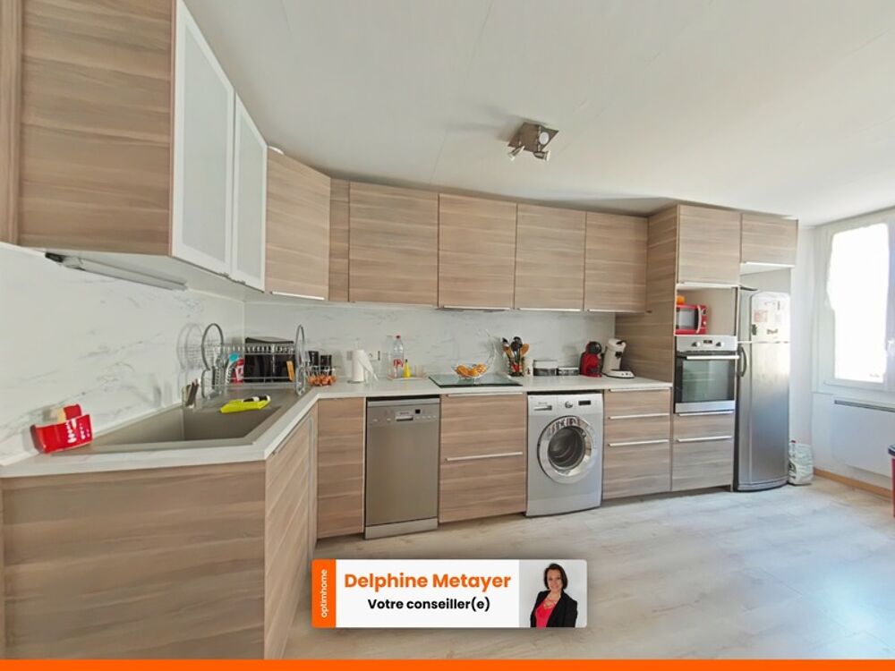 Vente Appartement Appartement T3 traversant avec balcons, rénové, au cœur d'un village nature proche de Brignoles Vins sur caramy