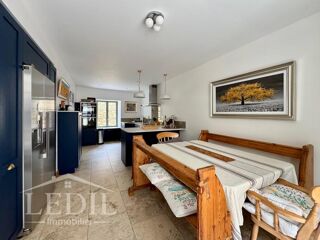  Propriété/château à vendre 4 pièces 144 m²