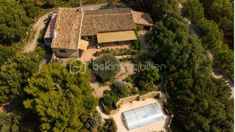 Vente Maison Un havre de paix au cœur des Alpilles Et si votre prochaine maison était celle où chaque journée ressemble à des vacances ? Aureille