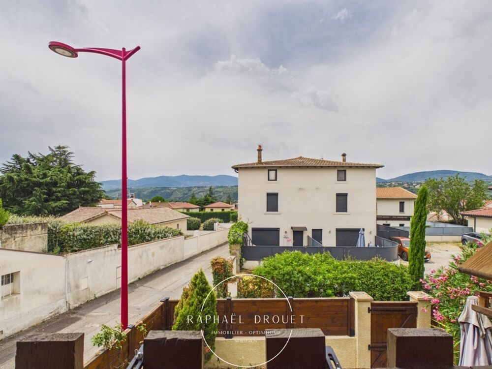 SAINT-CLAIR-DU-RHÔNE  Grande maison familiale de caractère avec 165 m² habitables
