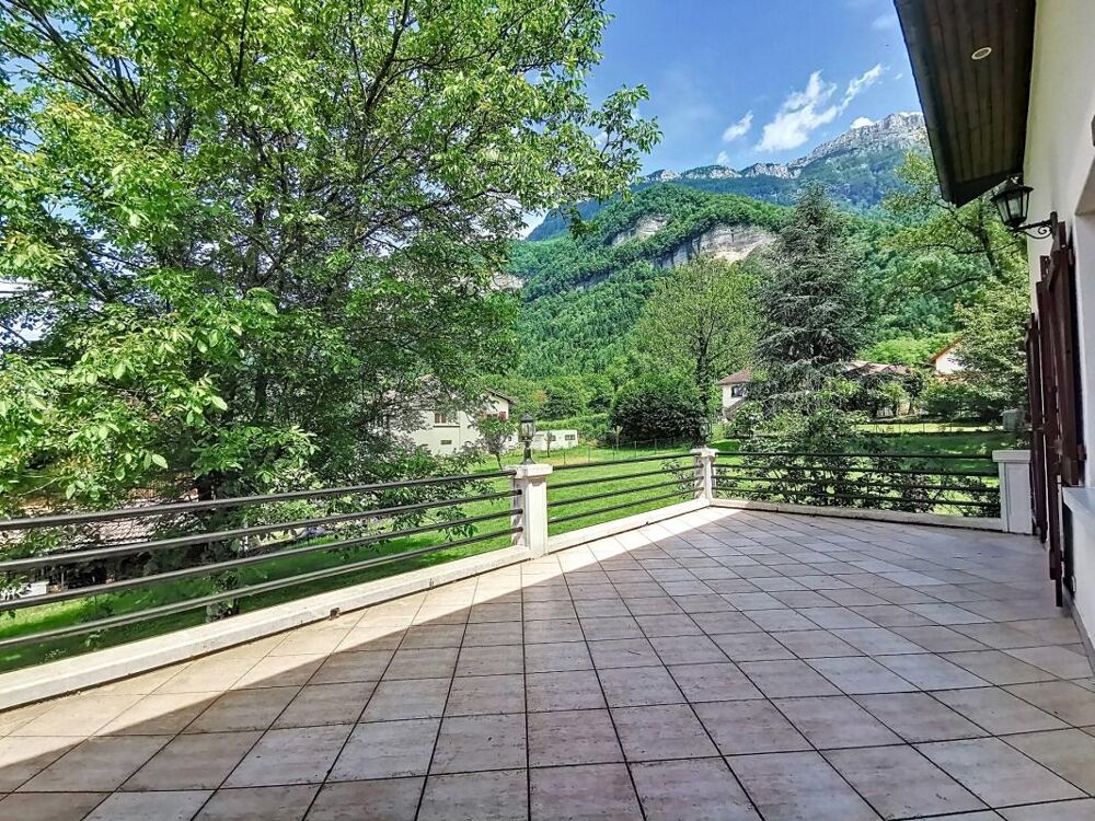 Vente Maison St Joseph de Rivière, spacieuse maison 5P 180 m2 avec terrain de 815 m2 face à la Sure Saint joseph de riviere