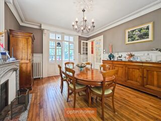  Maison  vendre 10 pices 249 m