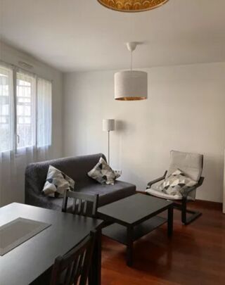  Appartement à louer 2 pièces 42 m²