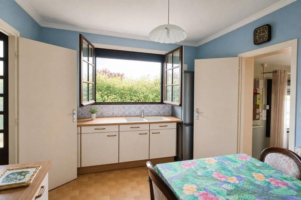 À VENDRE  Maison de 140 m² sans vis-à-vis avec garage et jardin