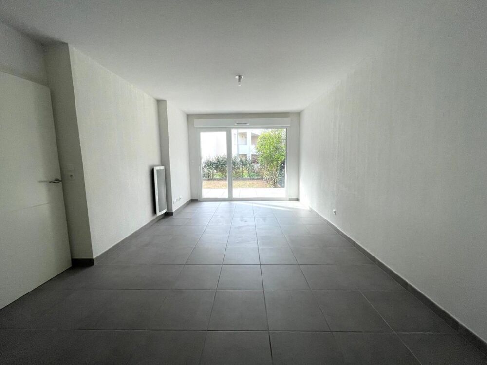 Location Appartement Appartement T2 avec parking et jardin à Sète Sete