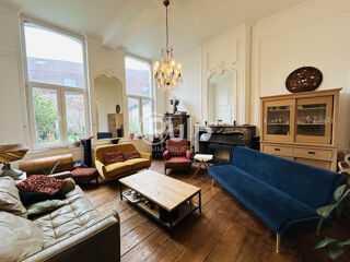  Maison � vendre 7 pi�ces 216 m�