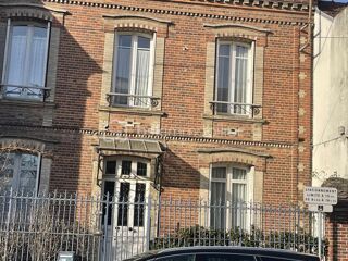  Maison  vendre 8 pices 140 m