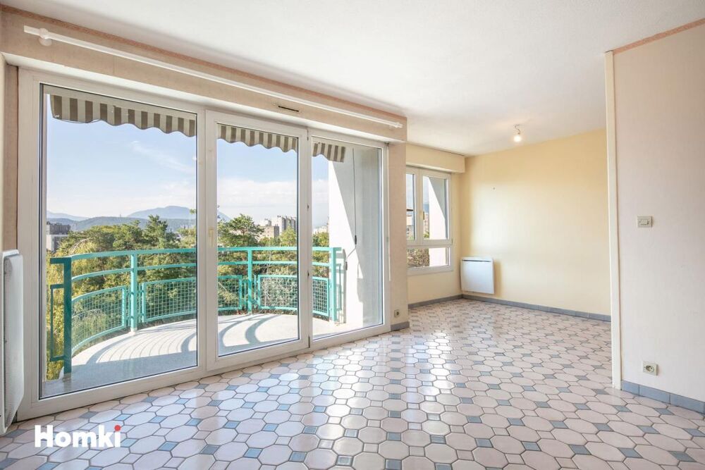 Vente Appartement Appartement T4 avec grand balcon, garage, cave et vue plein sud sur les montagnes – Secteur Allié / Alpin Grenoble