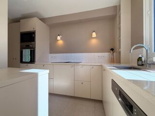  Appartement à louer 3 pièces 73 m²
