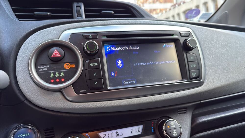 Yaris 1.5 VVT-i 100 Hybrid E-CVT Style 2013 occasion 69003 Lyon