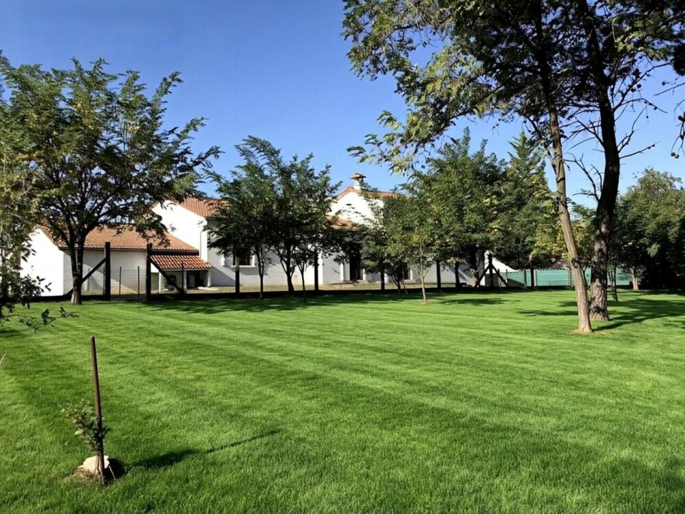 Vente Villa Villa Rousson 6 pièce(s) 151.94 m2 + 5 garages Rousson