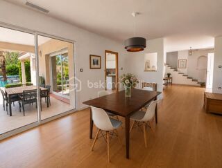  Villa � vendre 6 pi�ces 189 m�