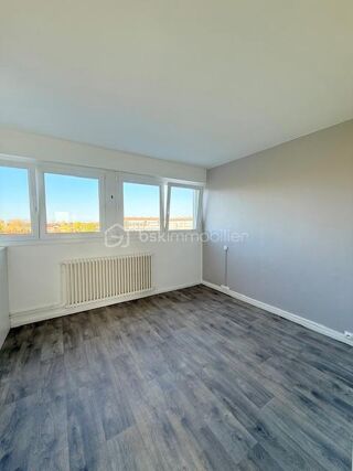  Appartement � vendre 5 pi�ces 82 m�